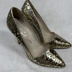 Alice + Olivia Gold Metallic Laser Cut Pointed Toe Pumps Stiletto Heels 37.5 EU